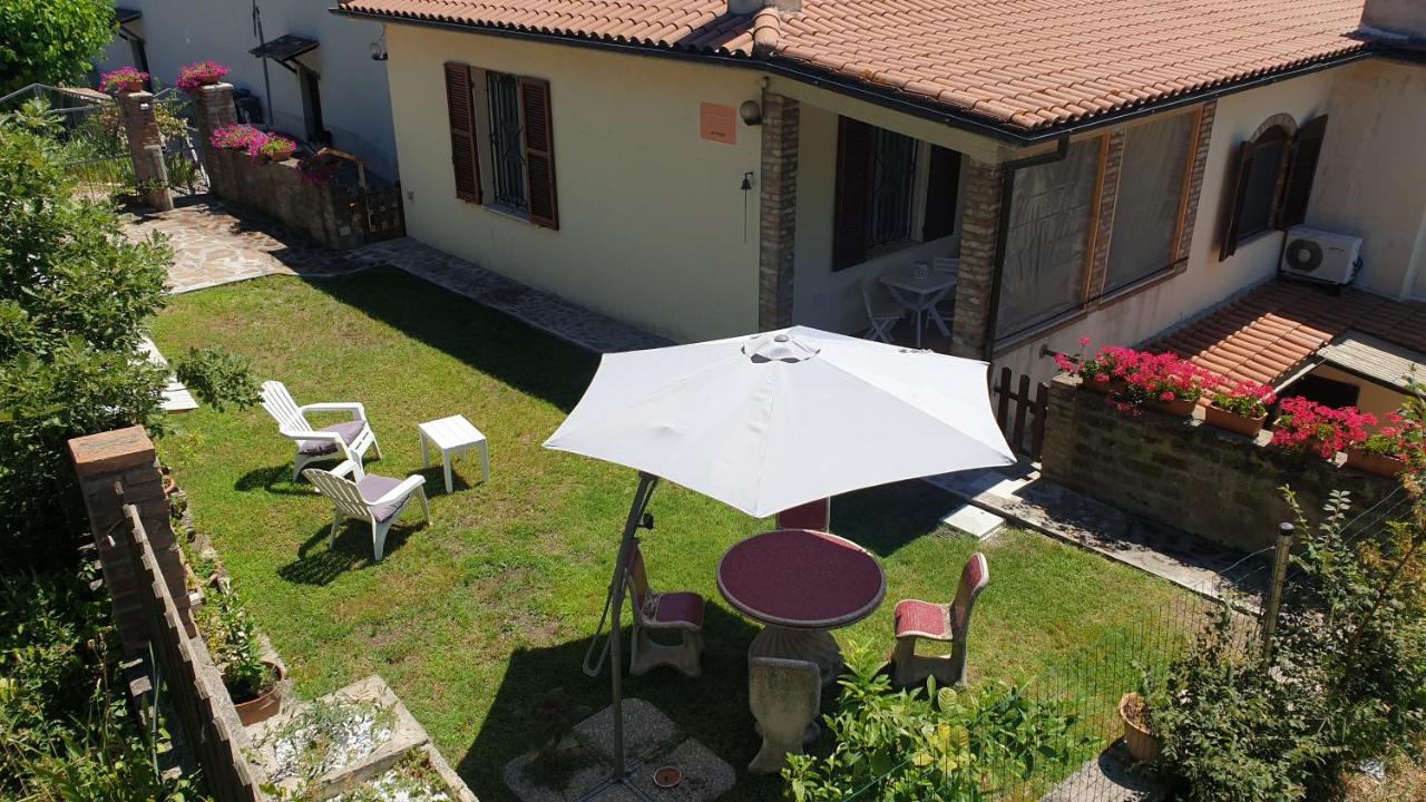 Casato Clavelli 1 Villa Collestatte Екстериор снимка